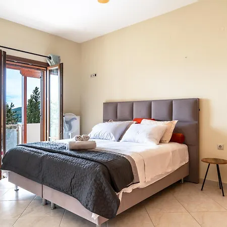 Hills Villa Nydri (Lefkada)